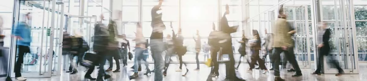 exhibition-crowd-idcard